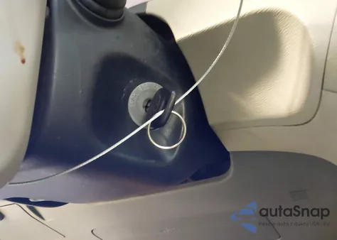 2013 Toyota Sienna L V6 7 Passenger z USA, uszkodzony, nr VIN 5TDZK3DCXDS365540